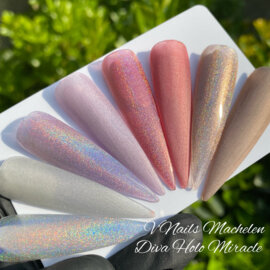 085 Diva CG Holo Mon Amour  15ml