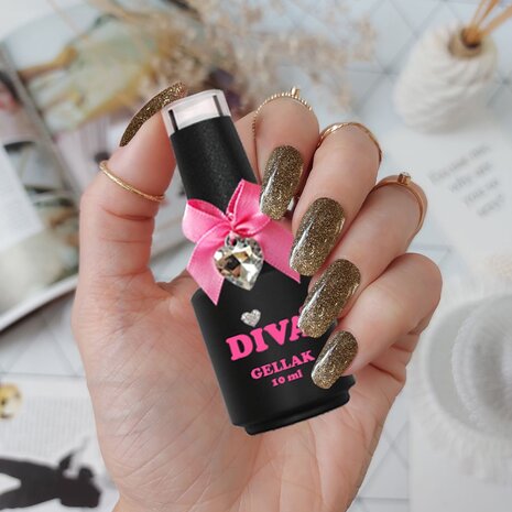 Diva CG Dancing with the Diamonds Bold collection